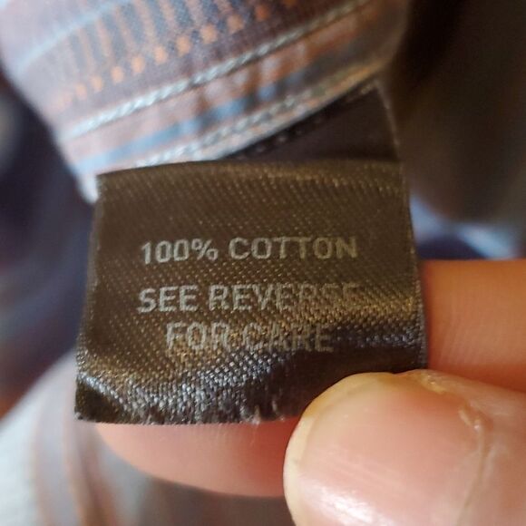 Johnston and Murphy Tailored fit 100% cotton button up shirt - Picture 7 of 7